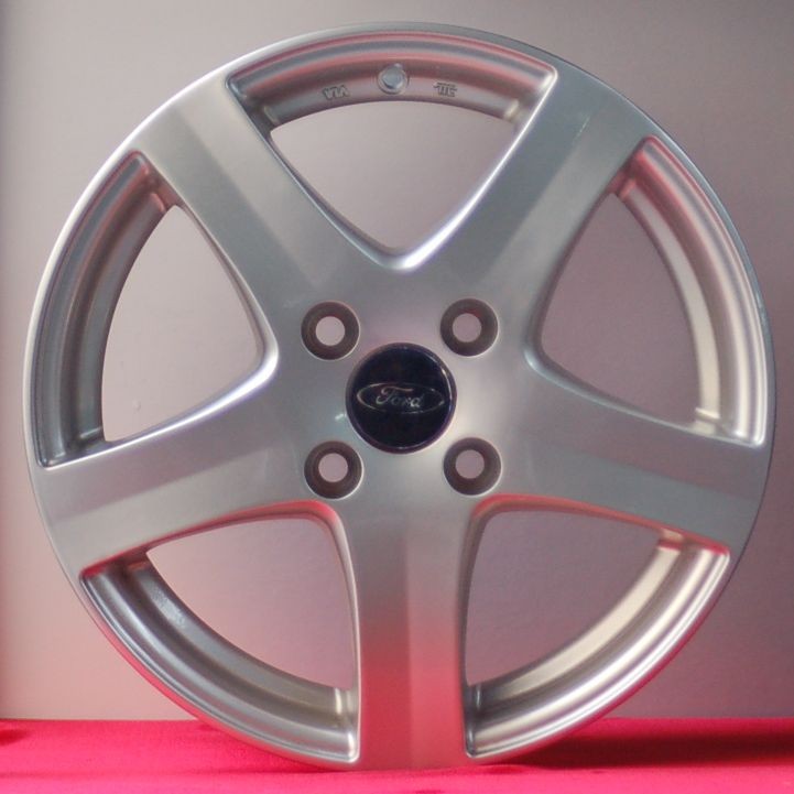 Cerchi in lega Ford Fiesta 15 pollici Mak Fix Cerchi in lega Ford Fiesta 15 pollici Mak Fix