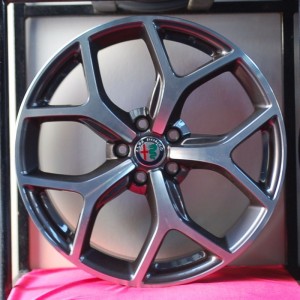 Cerchi in lega Alfa Romeo Stelvio 8X19 Originali Alfa Romeo Design