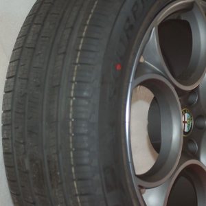 KIT CERCHI IN LEGA 5EV CLASSICO E PNEUMATICI PIRELLI A/S ALFA ROMEO STELVIO 19 ORIGINALI BRUNITI