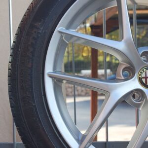 KIT CERCHI IN LEGA 5A6 TROFEO E PNEUMATICI CONTINENTAL ALFA ROMEO STELVIO 20 ORIGINALI SILVER
