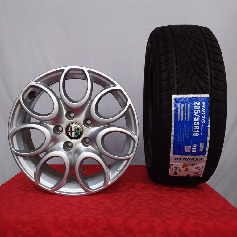 Cerchi Giulietta 16 Originali Alfa Romeo a 7 Fori e Pneumatici invernali Farroad FRD76 91H 205 55