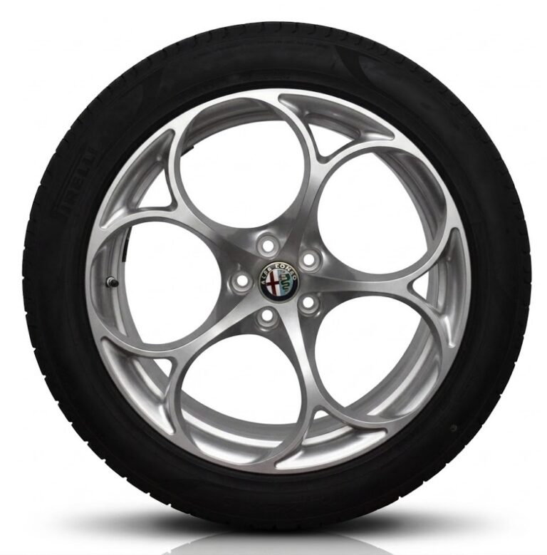 Cerchi Stelvio Doppia Misura 20 Originali Alfa Romeo e Pneumatici Pirelli Pzero PZ4 255 45 285 40
