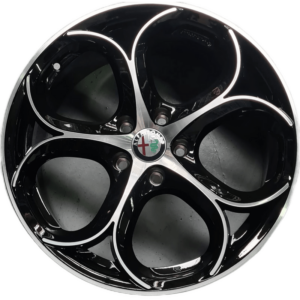 Cerchi Giulia 18 Alfa Romeo PSW Dubai Nero Lucido Diamantato