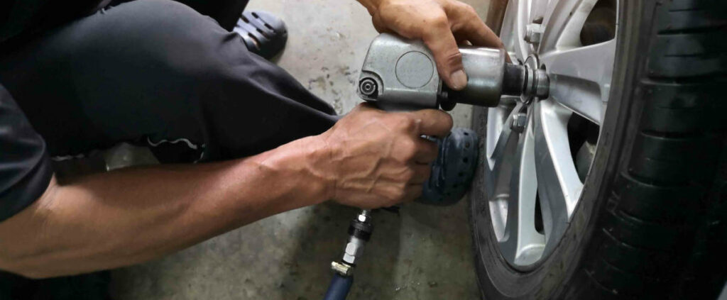 Come si invertono le gomme e ogni quanti km