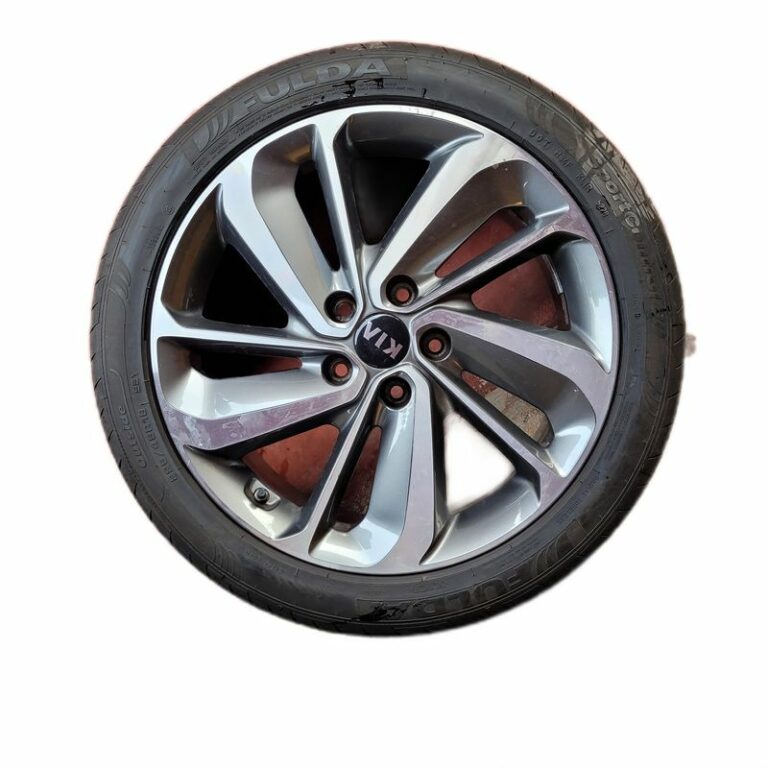 Cerchi Niro 18 Originali Kia e Pneumatici Fulda SportControl 225 45