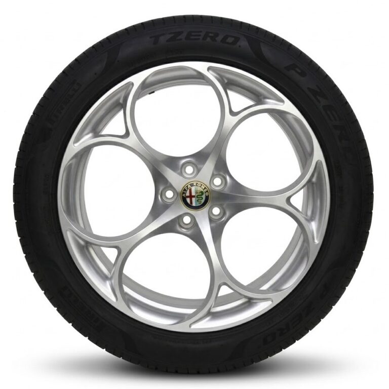 Cerchi Stelvio 20 Originali Alfa Romeo e Pneumatici Michelin Latitude Sport3 255 45