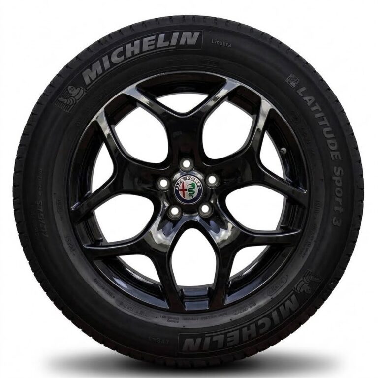 Cerchi Stelvio 18 Originali Alfa Romeo Design Antracite Scuro e Pneumatici Laufenn di Hankook 235 60