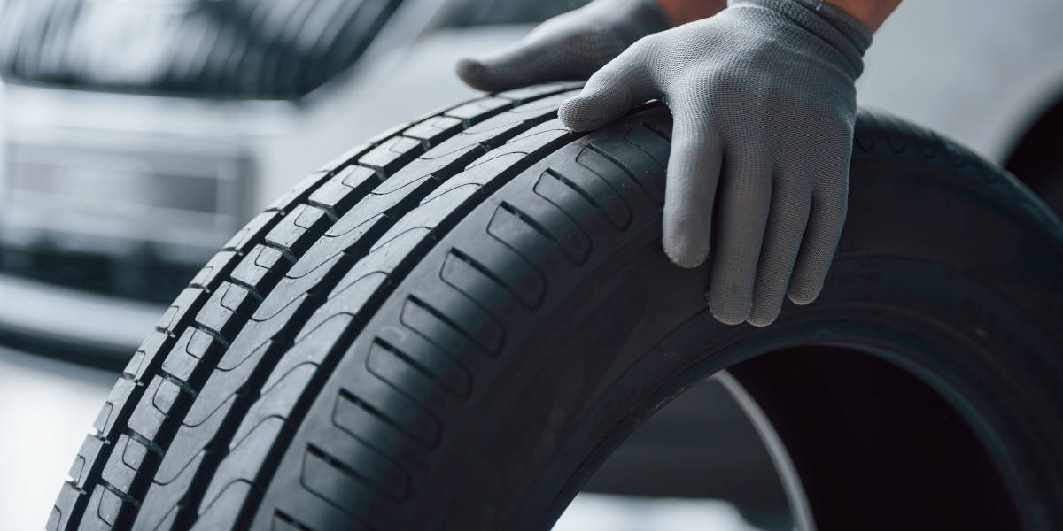Usura pneumatici: come riconoscerla e indicatori