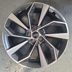 Cerchi in lega Q5 SQ5 A4 A5 19 Originali Audi