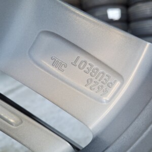 PG06 Cerchi in lega Peugeot 308 16 e Pneumatici Michelin e Primacy - Image 11