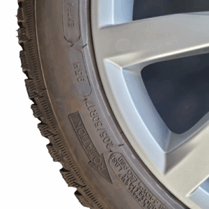 Cerchi in lega Golf 17 Originali Volkswagen a Razze VW01 e Pneumatici Michelin 205 50 - Image 8