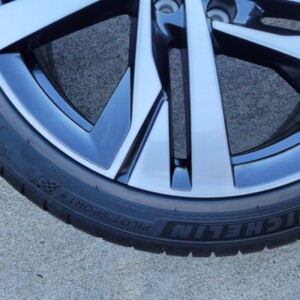 PG04 Cerchi in lega Peugeot 508 19 e Pneumatici Michelin Pilot Sport4 - Image 4