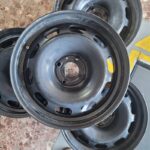 Cerchi in ferro con borchie 16 Fiat 600e - Nero Lucido Diamantato Con Borchie In Ferro - 4x108 - ET32 - Image 2