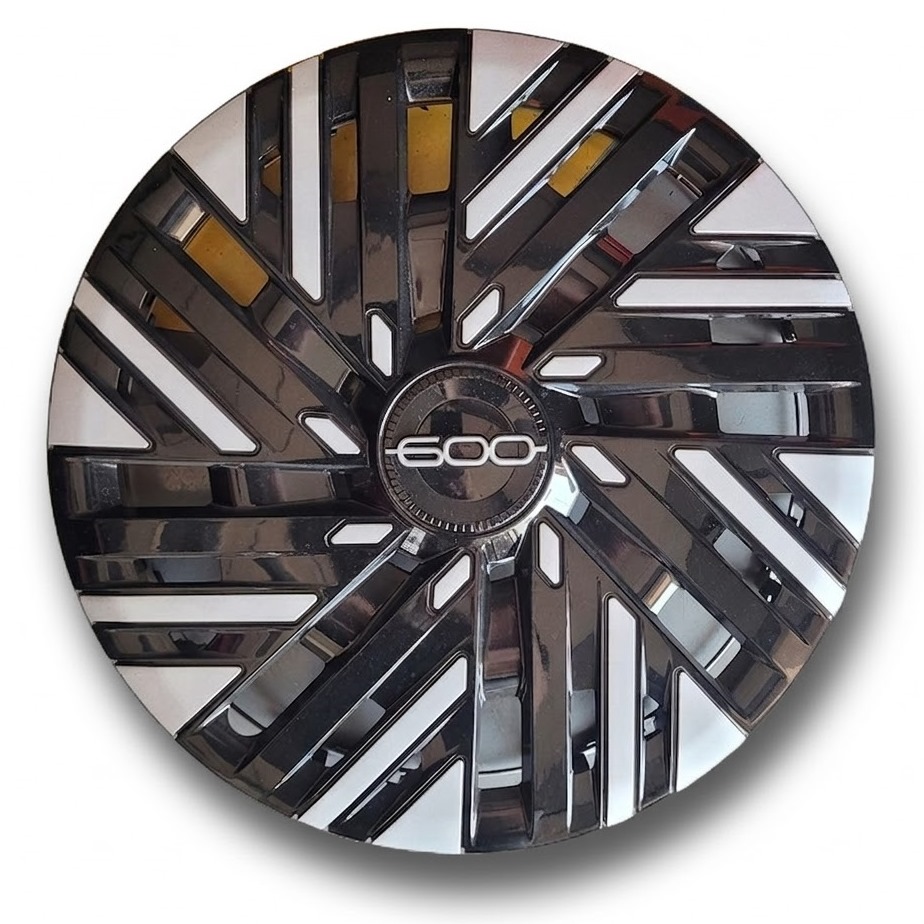 Cerchi in ferro con borchie 16 Fiat 600e