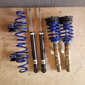 ASSETTO SPORTIVO VOLKSWAGEN GOLF VI